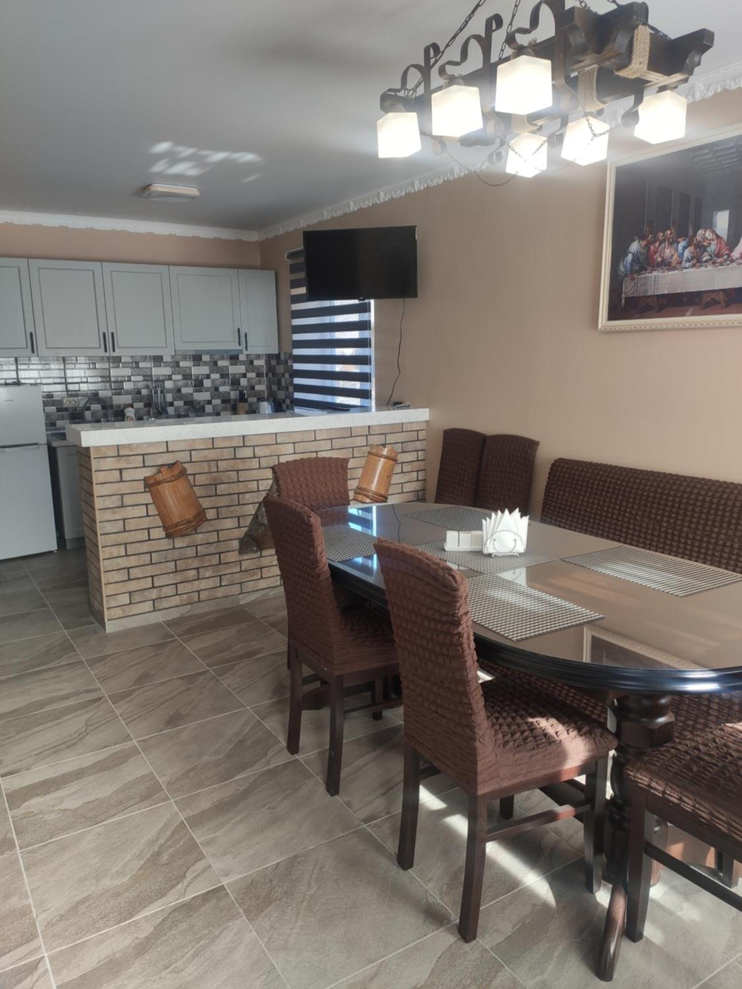 "У Пасічника" Котедж Для Сім'Ї Jaremtje Exteriör bild